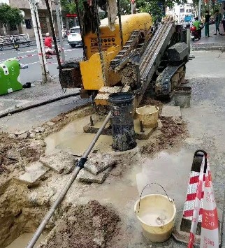 拉管
